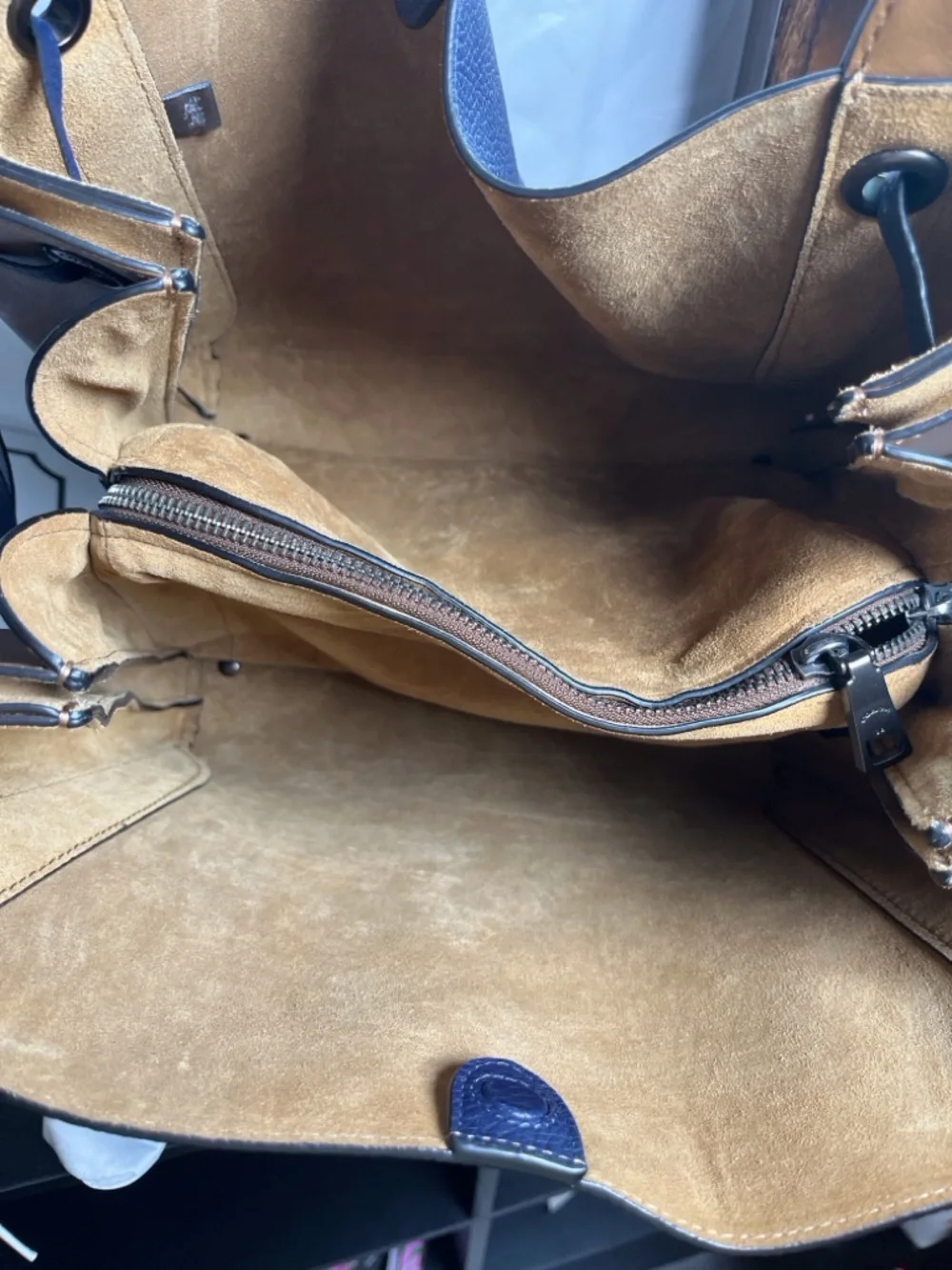 Coach 1941 Harmony Hobo - Picture 8 of 12